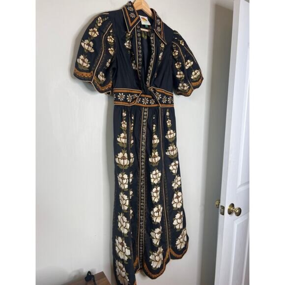NEW Farm Rio Embroidered Floral Puff Short Sleeves Midi Dress Black Size: Small - Picture 3 of 7
